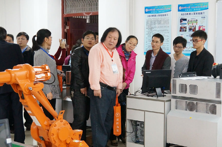 QQ截图20151122225125.jpg